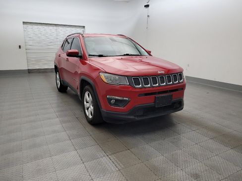 Used 2020 Jeep Compass Latitude FWD image 13