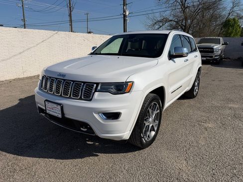 Used 2020 Jeep Grand Cherokee Overland image 1