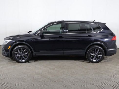 Used 2022 Volkswagen Tiguan SE FWD image 17