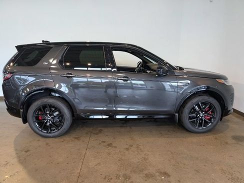 Used 2025 Land Rover Discovery Sport Dynamic SE AWD/4WD image 6