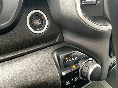 Used 2023 RAM 1500 Big Horn image 35