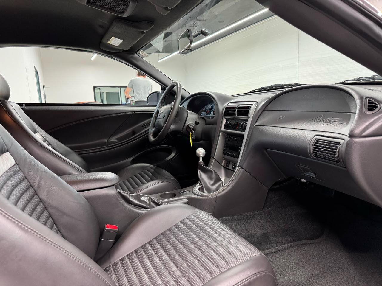 Used 2003 Ford Mustang Mach 1 RWD image 48
