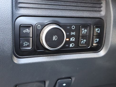 Used 2025 Ford F350 Lariat image 24