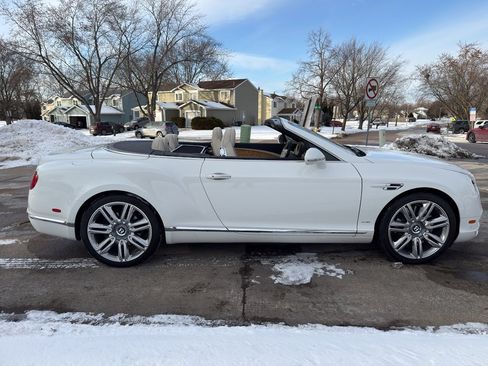 Used 2017 Bentley Continental GT image 7