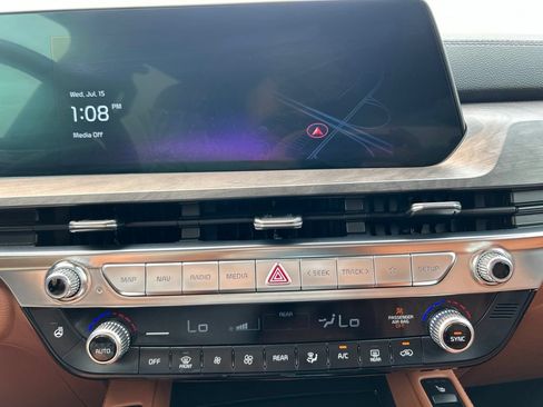 Used 2024 Kia Telluride SX Prestige X-Pro AWD/4WD image 15