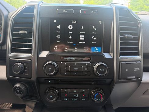 Used 2017 Ford F150 XLT w/ Equipment Group 302A Luxury AWD/4WD image 10