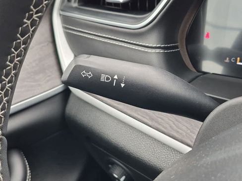 Used 2023 Jeep Grand Cherokee L Limited AWD/4WD image 27