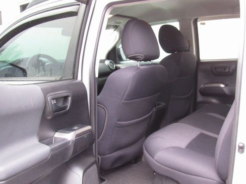 Used 2021 Toyota Tacoma SR5 image 20
