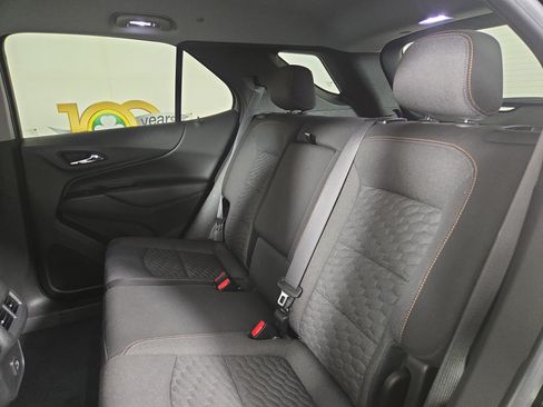 Used 2021 Chevrolet Equinox LT AWD/4WD image 12