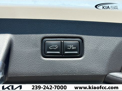 New 2026 Kia Carnival EX image 13