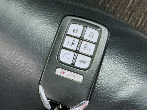 Used 2023 Honda Odyssey EX-L image 38