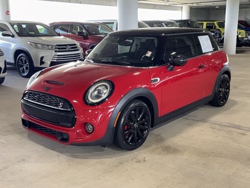 Used 2020 MINI Cooper S w/ Premium Package FWD image 4