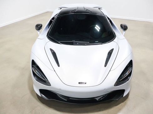 Used 2018 McLaren 720S image 22
