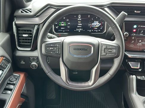 Used 2026 GMC Sierra 2500 Denali Ultimate AWD/4WD image 13