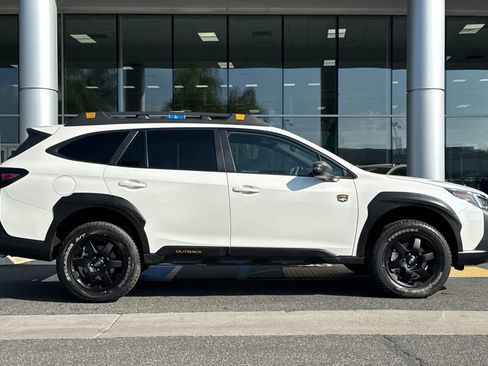 Used 2025 Subaru Outback Wilderness image 3