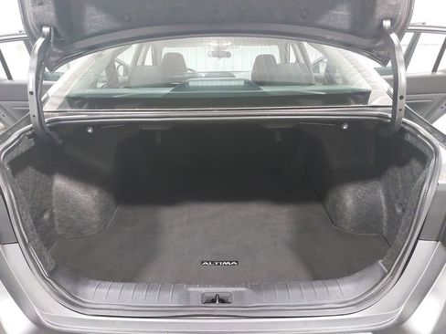 Used 2023 Nissan Altima 2.5 SV image 12