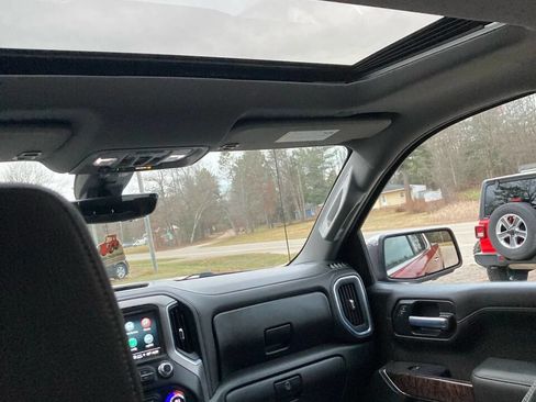 Used 2021 GMC Sierra 1500 Denali w/ Denali Ultimate Package AWD/4WD image 12