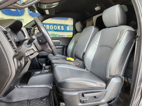 Used 2022 RAM 3500 Tradesman image 4