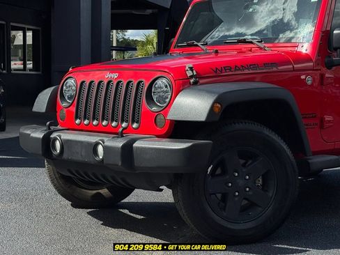Used 2015 Jeep Wrangler Unlimited Sport w/ Quick Order Package 24S AWD/4WD image 2