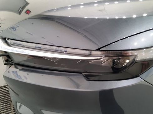 Used 2023 Honda CR-V EX image 7