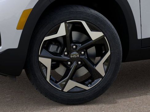 New 2026 Kia Seltos S image 9