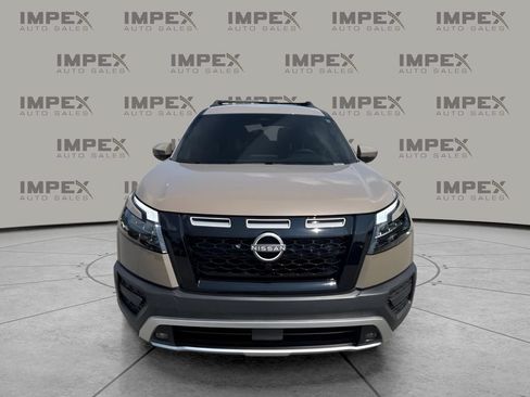 Used 2025 Nissan Pathfinder Rock Creek AWD/4WD image 8