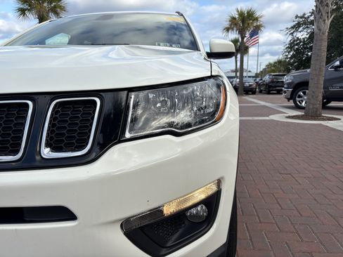 Used 2021 Jeep Compass Latitude w/ Convenience Group image 6