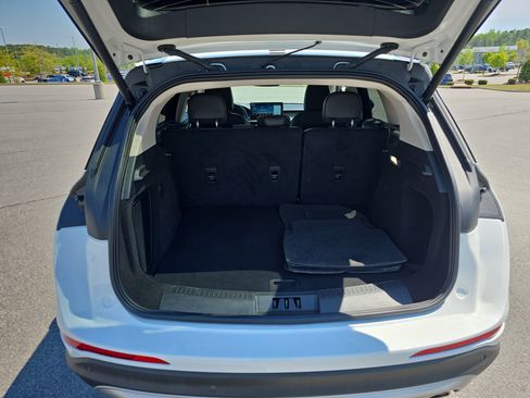 Certified 2024 Lincoln Corsair AWD image 12