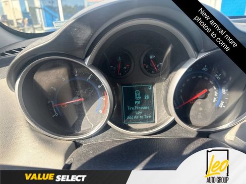 Used 2014 Chevrolet Cruze LS FWD image 7