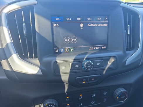 Used 2022 GMC Terrain SLE FWD image 14