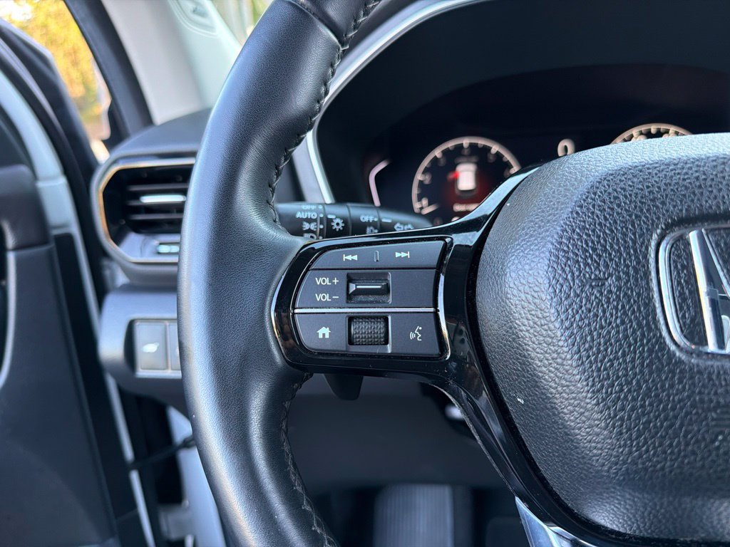 Used 2024 Honda Pilot Touring image 17