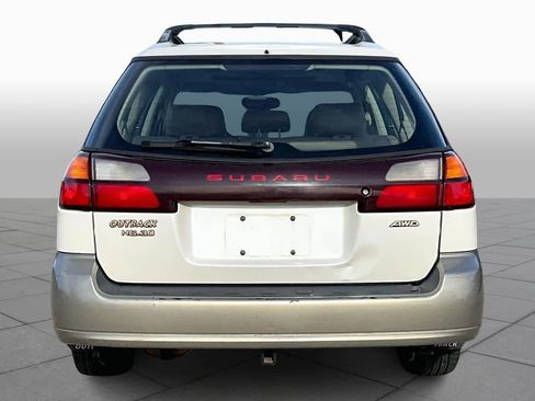 Used 2002 Subaru Outback H6 L.L. Bean Edition image 4