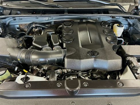 Used 2024 Toyota 4Runner SR5 RWD image 26