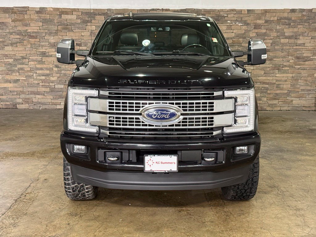 Used 2019 Ford F250 Platinum w/ Platinum Ultimate Package AWD/4WD image 36
