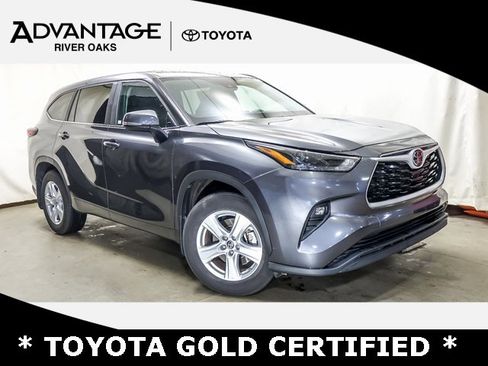Certified 2024 Toyota Highlander LE image 1
