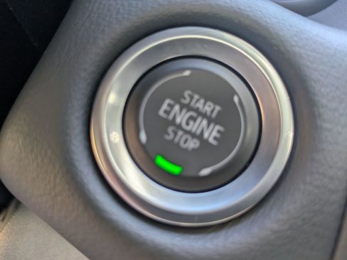 Used 2024 Chevrolet Tahoe Z71 image 24