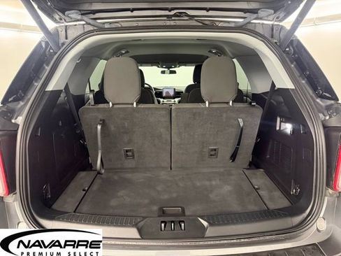 Used 2021 Ford Explorer XLT image 33