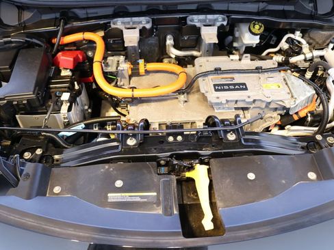 Used 2023 Nissan Ariya AWD image 42