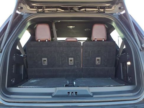 Used 2024 Ford Expedition Limited AWD/4WD image 11