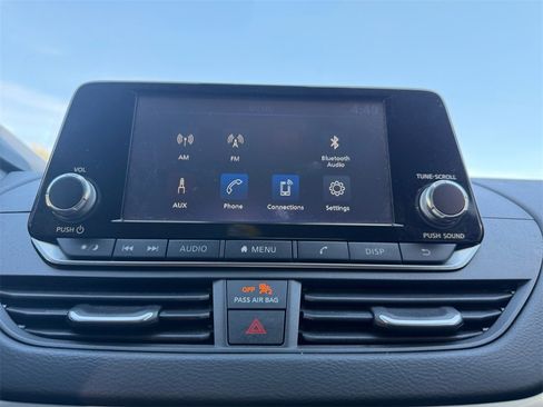 Used 2023 Nissan Altima 2.5 S image 21