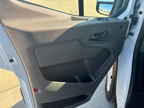 Used 2022 Ford Transit 350 XLT image 20