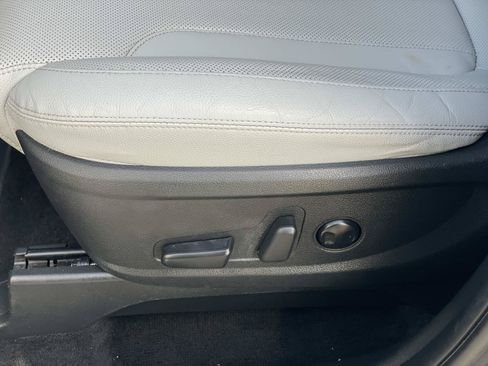 Certified 2022 Hyundai Palisade SEL w/ Premium Package FWD image 26