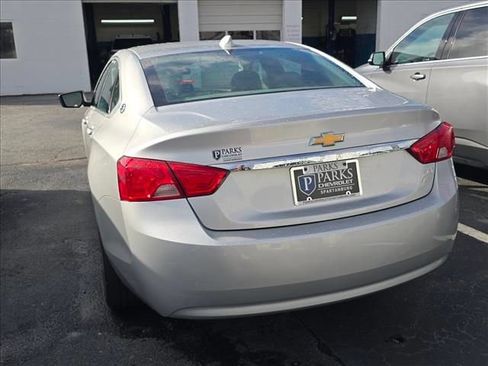 Used 2017 Chevrolet Impala LS FWD image 5