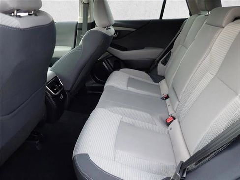 Used 2025 Subaru Outback Premium w/ Popular Package #1A image 10