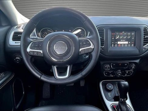 Used 2021 Jeep Compass Latitude w/ Convenience Group AWD/4WD image 8