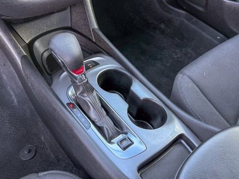 Used 2024 Chevrolet Malibu RS image 12