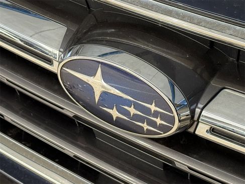 Used 2018 Subaru Outback 2.5i Limited image 5