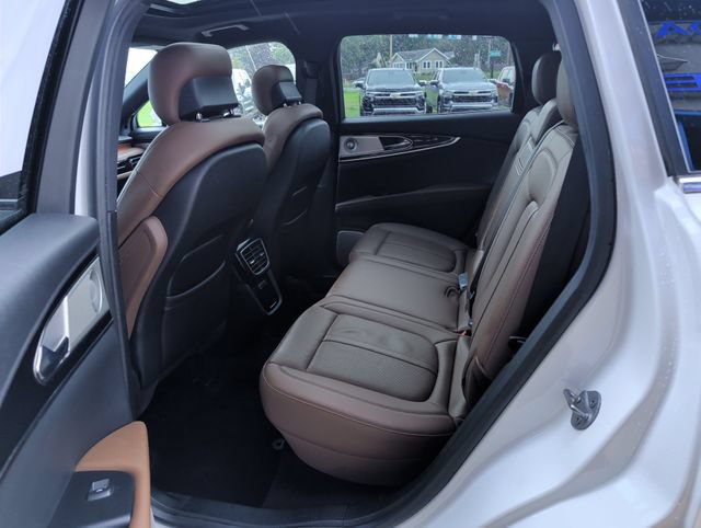 Used 2022 Lincoln Nautilus Reserve w/ Equipment Group 202A AWD/4WD image 24