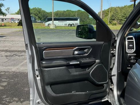 Used 2021 RAM 1500 Laramie AWD/4WD image 23