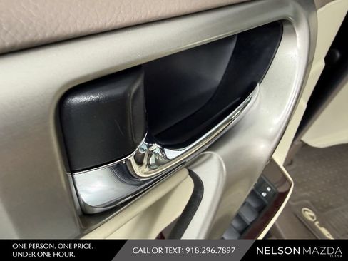 Used 2017 Lexus GX 460 Premium AWD/4WD image 19